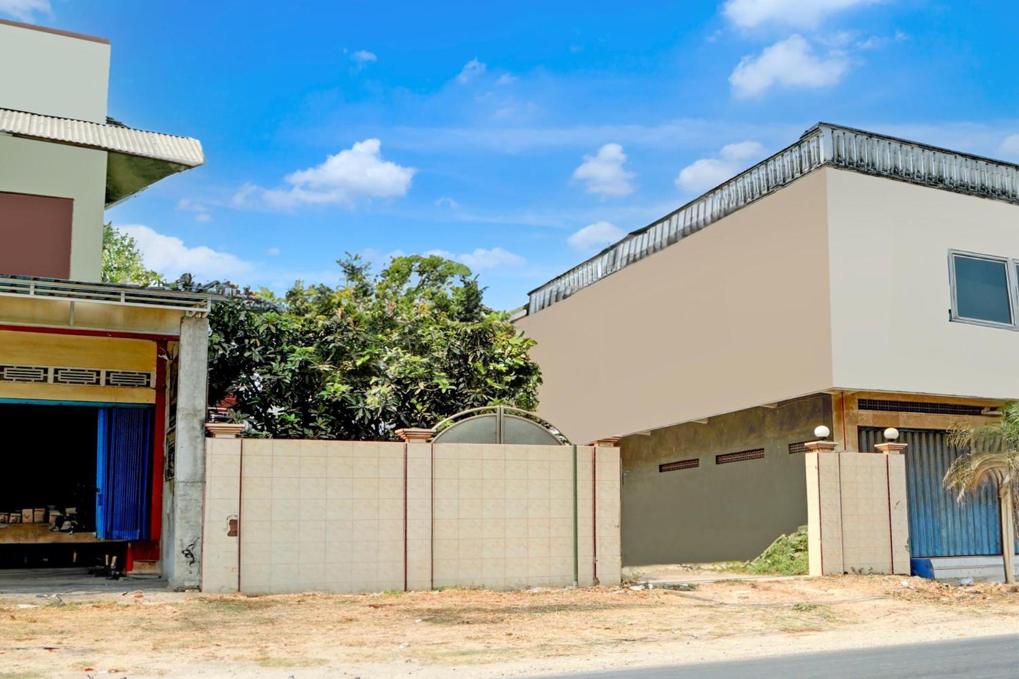 Oyo Life 93083 Nova Jaya 3 Homestay Syariah Lamongan Eksteriør bilde